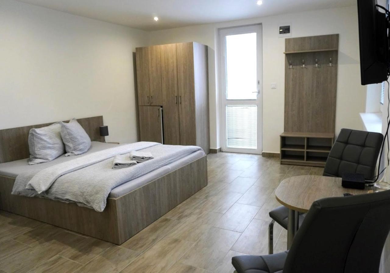 Vila Lada Dedinky Bagian luar foto